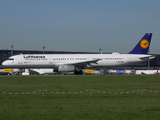 Lufthansa Airbus A321-131 (D-AIRF) at  Vienna - Schwechat, Austria