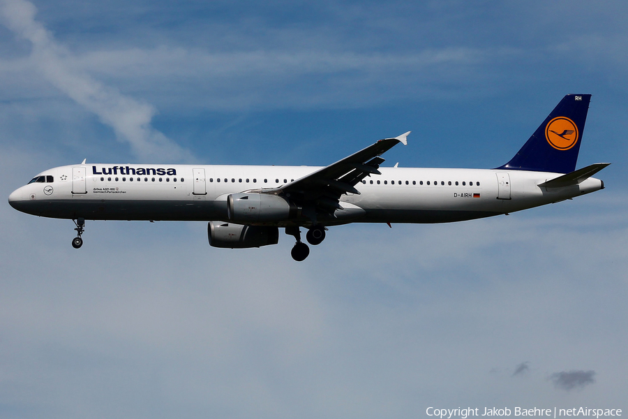 Lufthansa Airbus A321-131 (D-AIRH) | Photo 183117