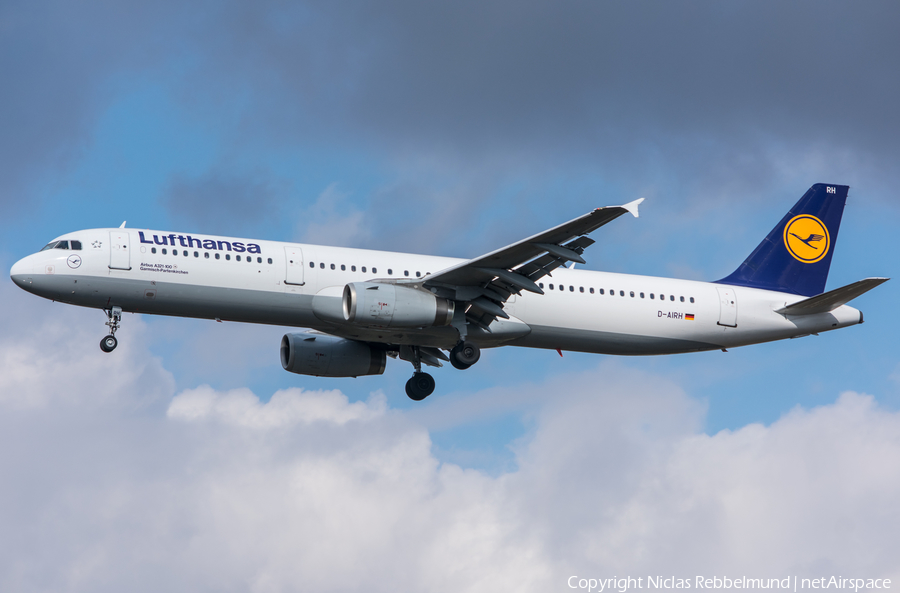 Lufthansa Airbus A321-131 (D-AIRH) | Photo 226787