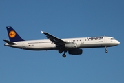 Lufthansa Airbus A321-131 (D-AIRH) at  Hamburg - Fuhlsbuettel (Helmut Schmidt), Germany