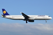 Lufthansa Airbus A321-131 (D-AIRH) at  Hamburg - Fuhlsbuettel (Helmut Schmidt), Germany