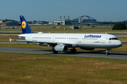 Lufthansa Airbus A321-131 (D-AIRH) at  Hamburg - Fuhlsbuettel (Helmut Schmidt), Germany