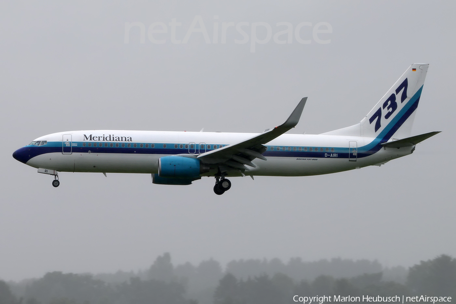 Meridiana Boeing 737-86J (D-AIRI) | Photo 180837