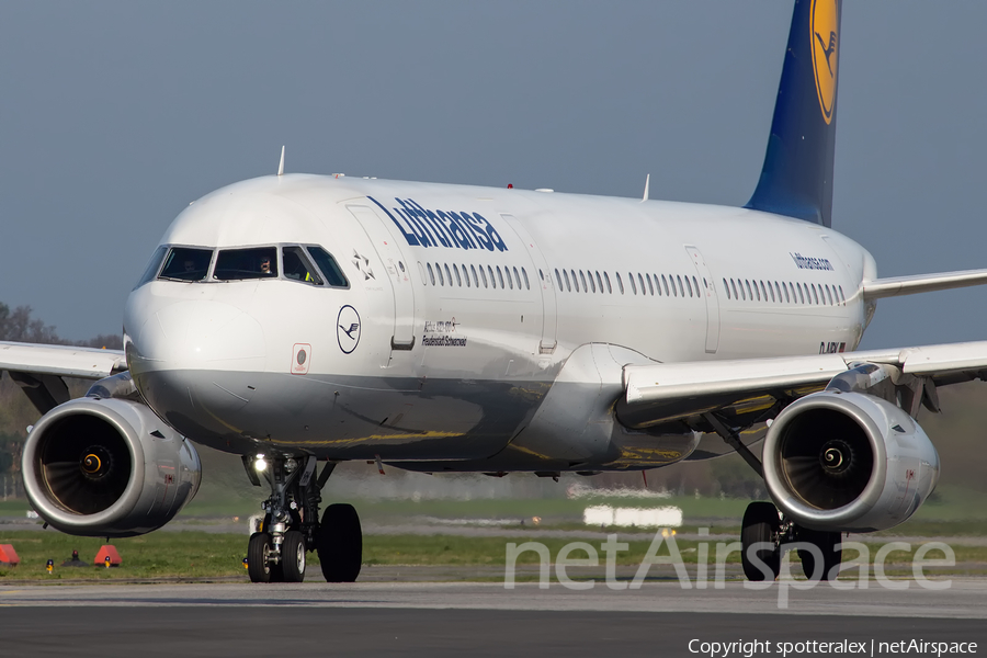 Lufthansa Airbus A321-131 (D-AIRK) | Photo 155378