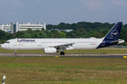 Lufthansa Airbus A321-131 (D-AIRK) at  Hamburg - Fuhlsbuettel (Helmut Schmidt), Germany