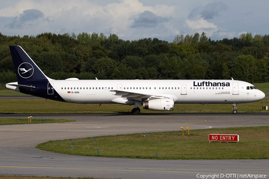 Lufthansa Airbus A321-131 (D-AIRK) | Photo 261131