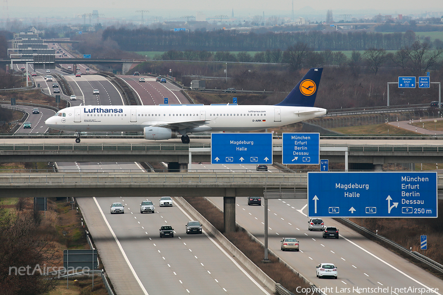Lufthansa Airbus A321-131 (D-AIRK) | Photo 98383
