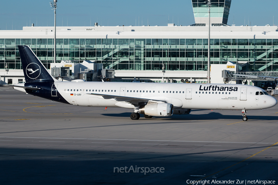 Lufthansa Airbus A321-131 (D-AIRK) | Photo 326951