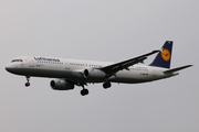 Lufthansa Airbus A321-131 (D-AIRL) at  Hannover - Langenhagen, Germany