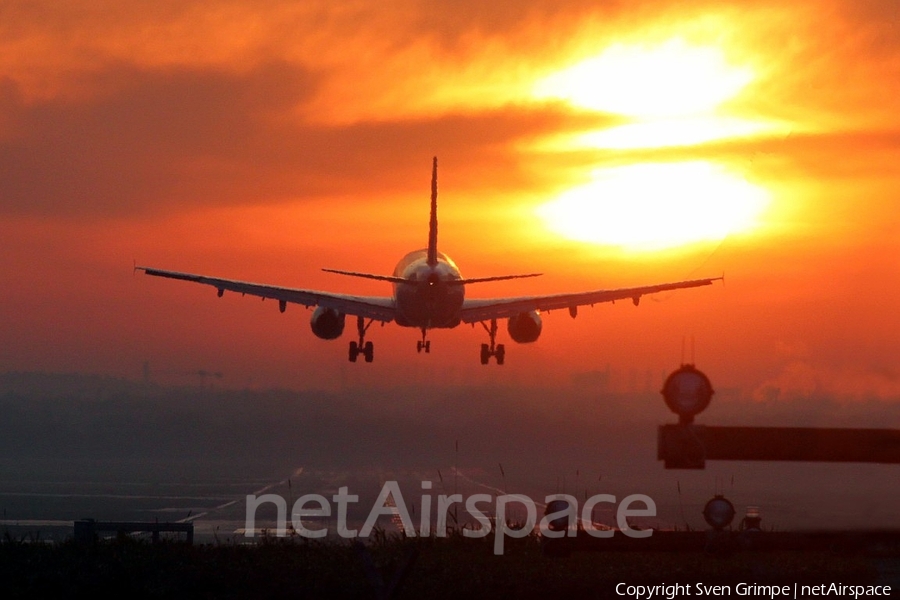 Lufthansa Airbus A321-131 (D-AIRL) | Photo 200533