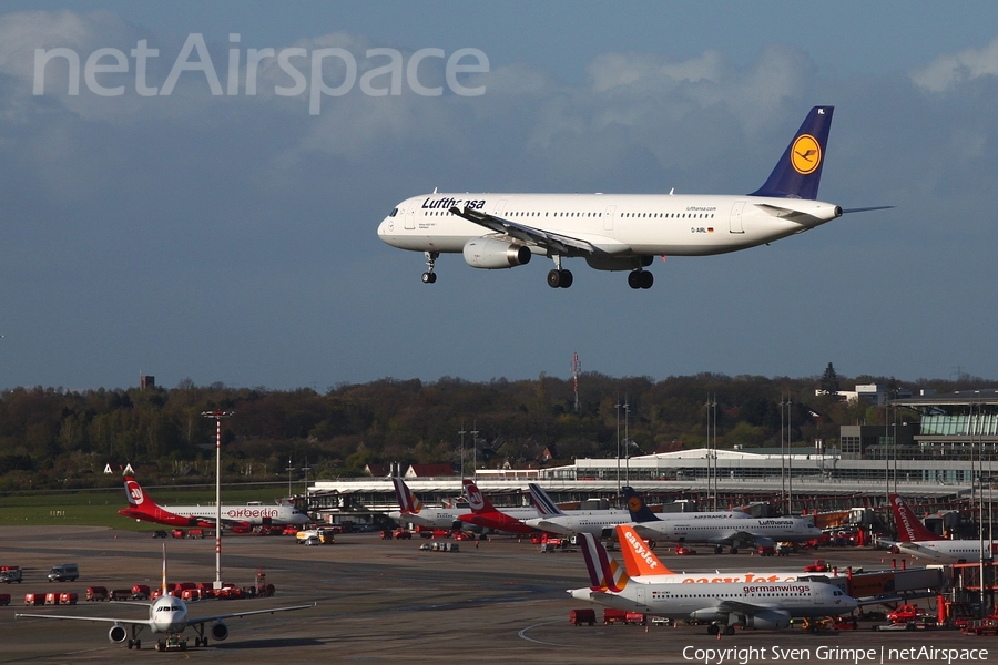 Lufthansa Airbus A321-131 (D-AIRL) | Photo 45304