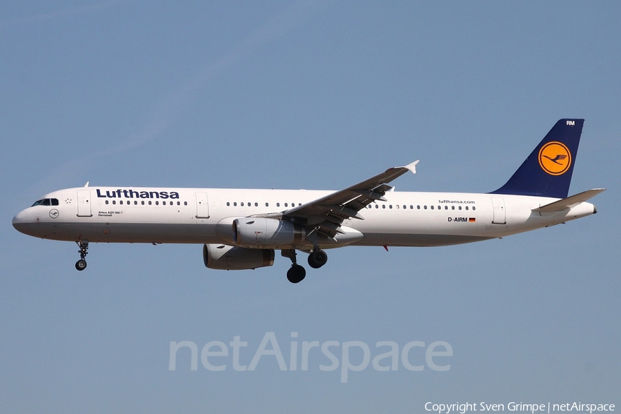 Lufthansa Airbus A321-131 (D-AIRM) | Photo 18080
