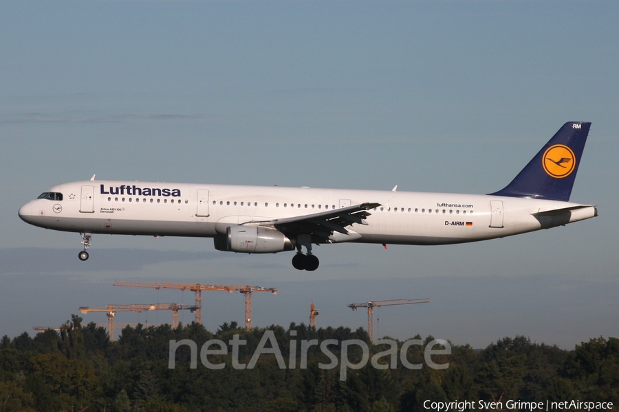 Lufthansa Airbus A321-131 (D-AIRM) | Photo 31818