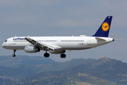 Lufthansa Airbus A321-131 (D-AIRN) at  Barcelona - El Prat, Spain