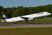 Lufthansa Airbus A321-131 (D-AIRN) at  Hamburg - Fuhlsbuettel (Helmut Schmidt), Germany