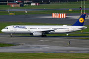 Lufthansa Airbus A321-131 (D-AIRN) at  Hamburg - Fuhlsbuettel (Helmut Schmidt), Germany