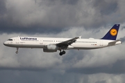 Lufthansa Airbus A321-131 (D-AIRO) at  Hamburg - Fuhlsbuettel (Helmut Schmidt), Germany