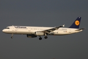 Lufthansa Airbus A321-131 (D-AIRP) at  Hamburg - Fuhlsbuettel (Helmut Schmidt), Germany