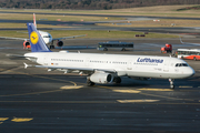 Lufthansa Airbus A321-131 (D-AIRR) at  Hamburg - Fuhlsbuettel (Helmut Schmidt), Germany
