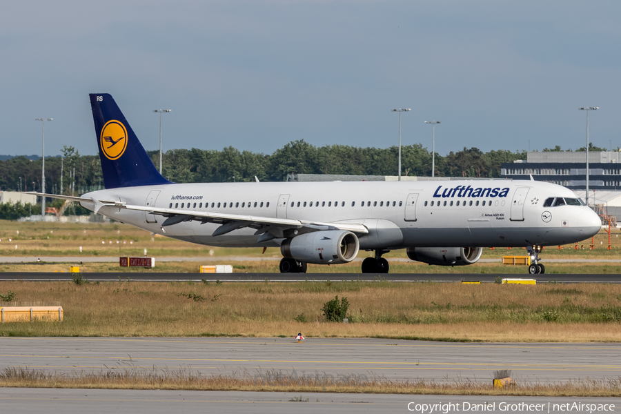 Lufthansa Airbus A321-131 (D-AIRS) | Photo 87806