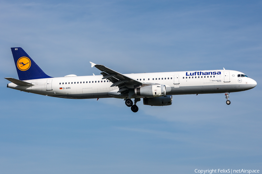 Lufthansa Airbus A321-131 (D-AIRS) | Photo 571891