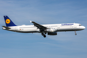 Lufthansa Airbus A321-131 (D-AIRS) at  Hamburg - Fuhlsbuettel (Helmut Schmidt), Germany