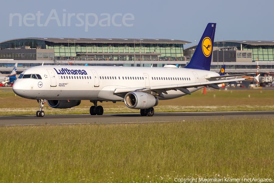 Lufthansa Airbus A321-131 (D-AIRT) | Photo 521871