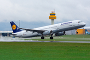 Lufthansa Airbus A321-131 (D-AIRT) at  Hamburg - Fuhlsbuettel (Helmut Schmidt), Germany