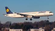 Lufthansa Airbus A321-131 (D-AIRT) at  Hamburg - Fuhlsbuettel (Helmut Schmidt), Germany