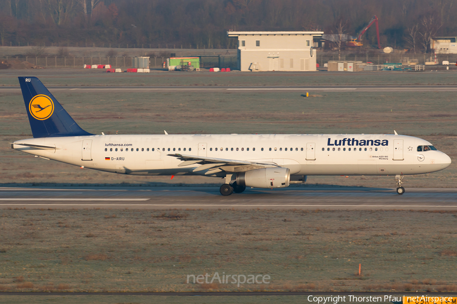 Lufthansa Airbus A321-131 (D-AIRU) | Photo 99413