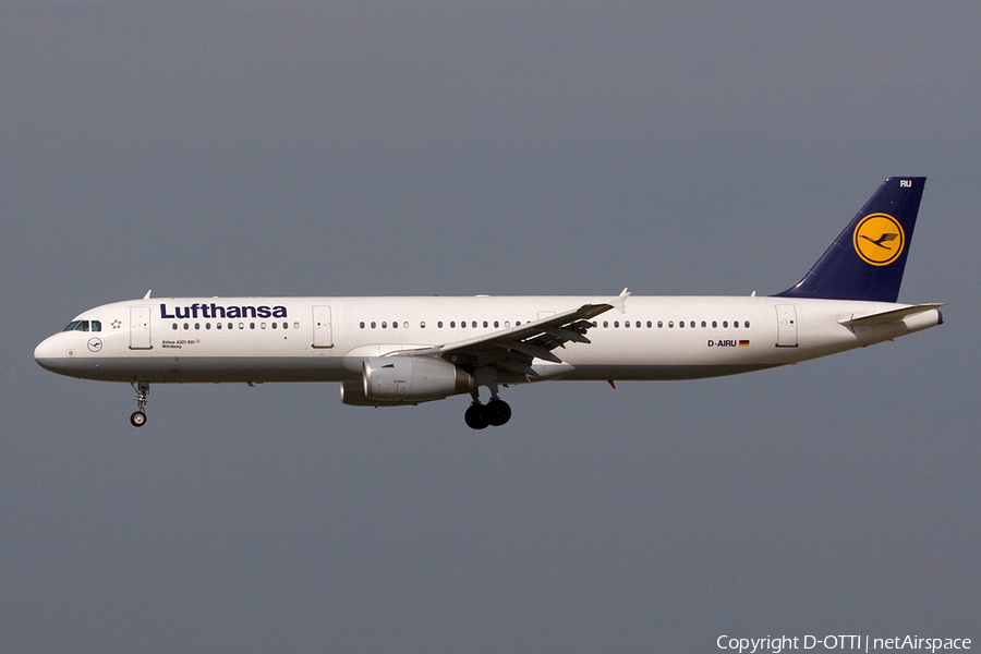 Lufthansa Airbus A321-131 (D-AIRU) | Photo 266215