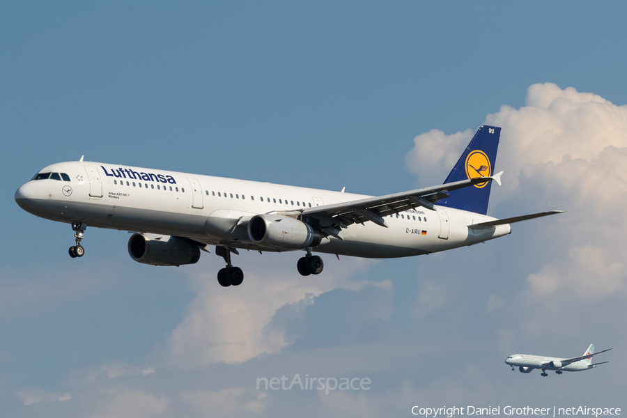 Lufthansa Airbus A321-131 (D-AIRU) | Photo 124911
