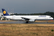 Lufthansa Airbus A321-131 (D-AIRU) at  Frankfurt am Main, Germany