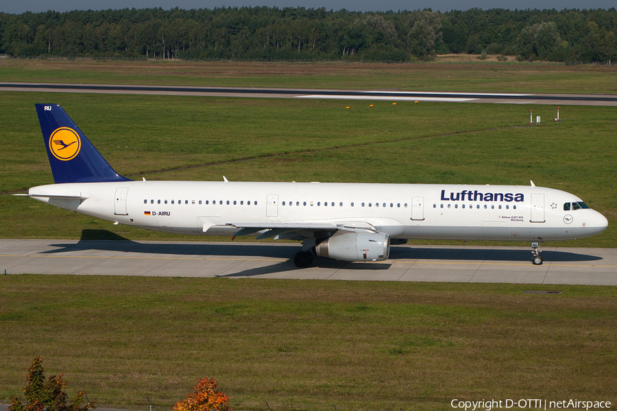 Lufthansa Airbus A321-131 (D-AIRU) | Photo 209444