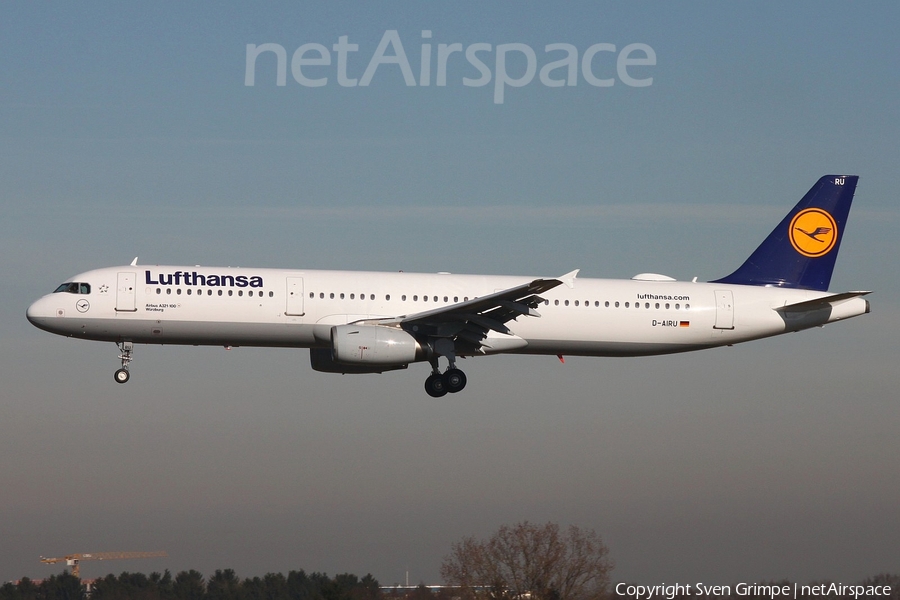 Lufthansa Airbus A321-131 (D-AIRU) | Photo 152528