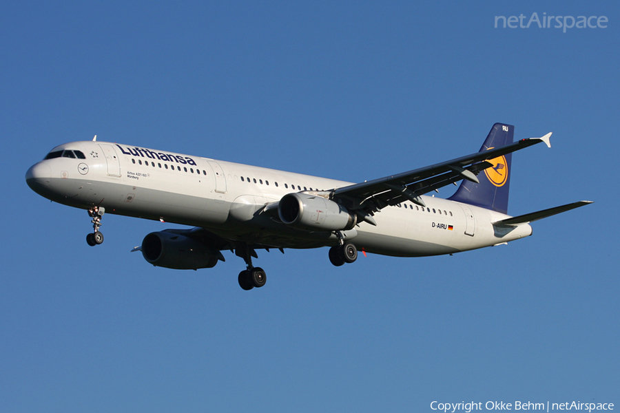 Lufthansa Airbus A321-131 (D-AIRU) | Photo 42986