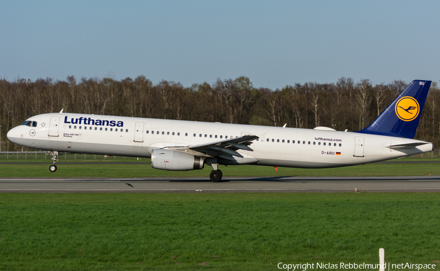 Lufthansa Airbus A321-131 (D-AIRU) | Photo 238603