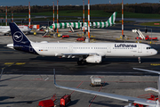 Lufthansa Airbus A321-131 (D-AIRU) at  Hamburg - Fuhlsbuettel (Helmut Schmidt), Germany