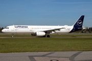 Lufthansa Airbus A321-131 (D-AIRU) at  Hamburg - Fuhlsbuettel (Helmut Schmidt), Germany