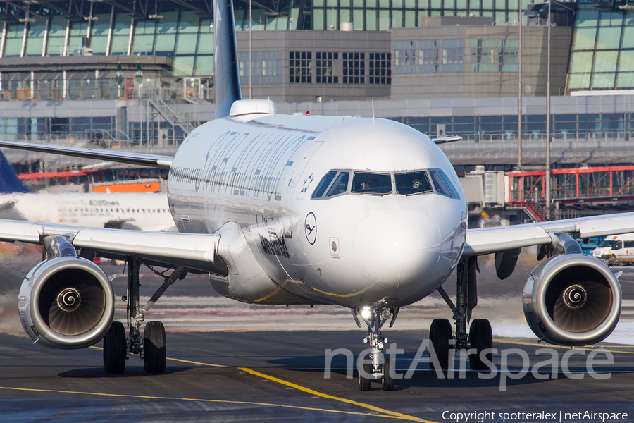 Lufthansa Airbus A321-131 (D-AIRW) | Photo 224781