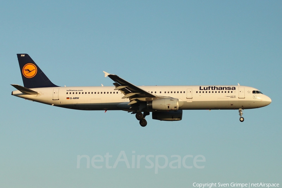 Lufthansa Airbus A321-131 (D-AIRW) | Photo 46399