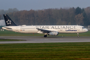 Lufthansa Airbus A321-131 (D-AIRW) at  Hamburg - Fuhlsbuettel (Helmut Schmidt), Germany