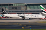 Lufthansa Airbus A321-131 (D-AIRW) at  Hamburg - Fuhlsbuettel (Helmut Schmidt), Germany