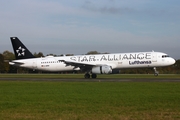 Lufthansa Airbus A321-131 (D-AIRW) at  Hamburg - Fuhlsbuettel (Helmut Schmidt), Germany