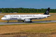 Lufthansa Airbus A321-131 (D-AIRW) at  Hamburg - Fuhlsbuettel (Helmut Schmidt), Germany