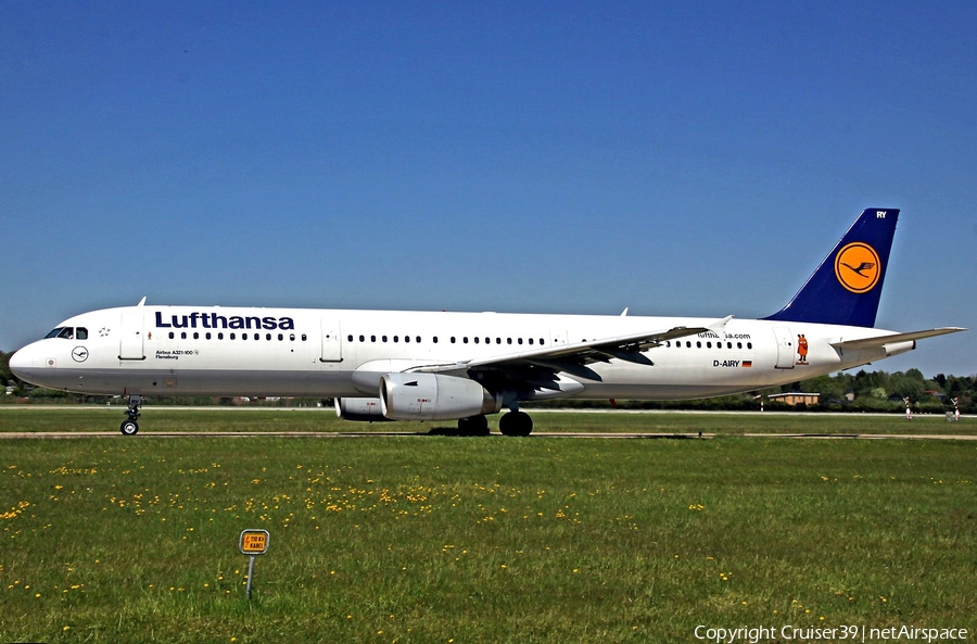 Lufthansa Airbus A321-131 (D-AIRY) | Photo 157671