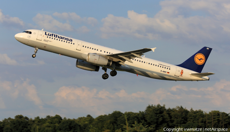 Lufthansa Airbus A321-131 (D-AIRY) | Photo 179030