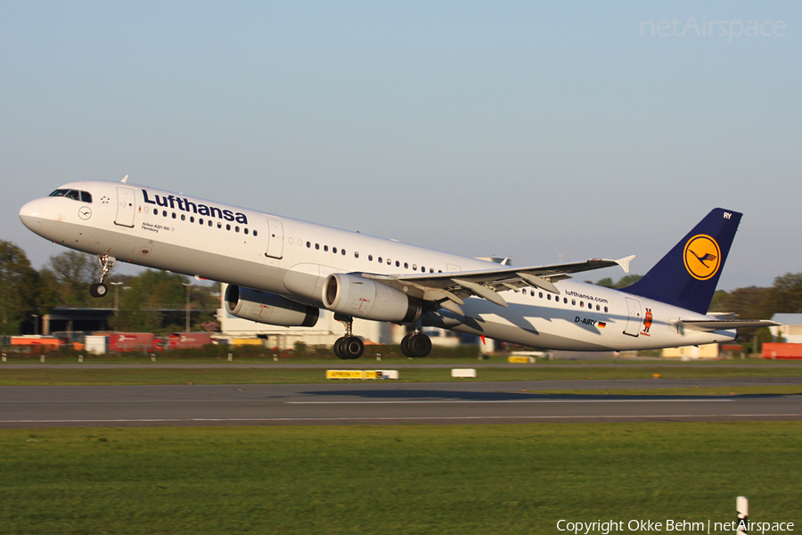 Lufthansa Airbus A321-131 (D-AIRY) | Photo 42988