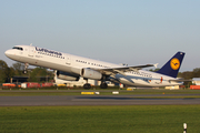 Lufthansa Airbus A321-131 (D-AIRY) at  Hamburg - Fuhlsbuettel (Helmut Schmidt), Germany