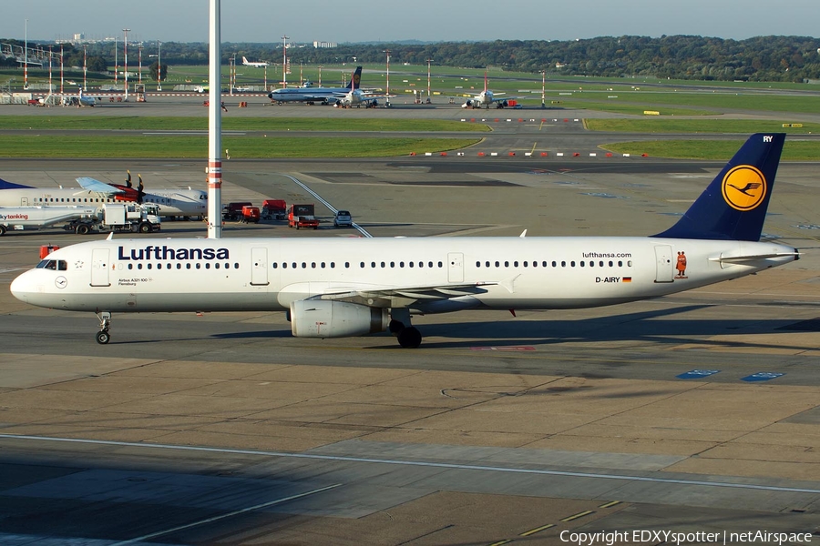 Lufthansa Airbus A321-131 (D-AIRY) | Photo 275634